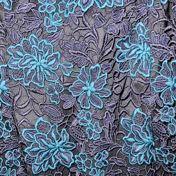 White House Black Market Illusion Lace Sheath Dress Navy Floral Midi EUC Zipper - Picture 15 of 16